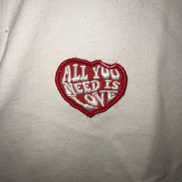 short white polo with graffitis - Picture 3 of 8